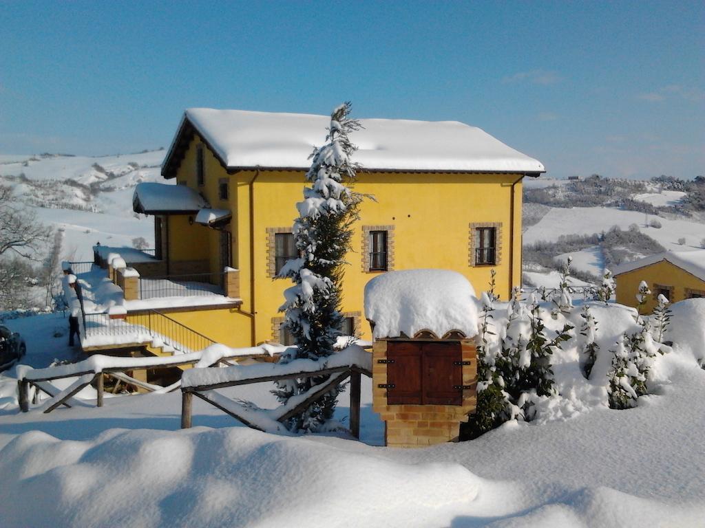Agriturismo Tre Querce Penna San Giovanni Exteriér fotografie