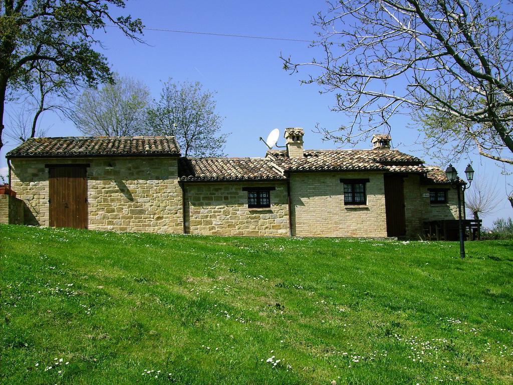 Agriturismo Tre Querce Penna San Giovanni Exteriér fotografie
