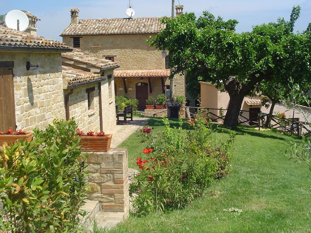 Agriturismo Tre Querce Penna San Giovanni Exteriér fotografie