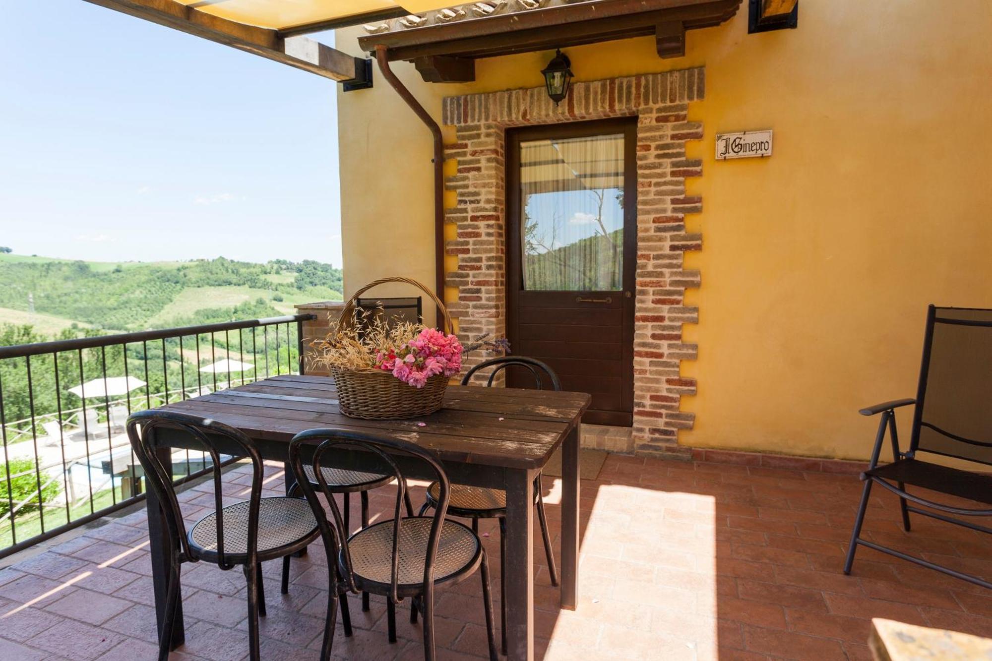 Agriturismo Tre Querce Penna San Giovanni Exteriér fotografie