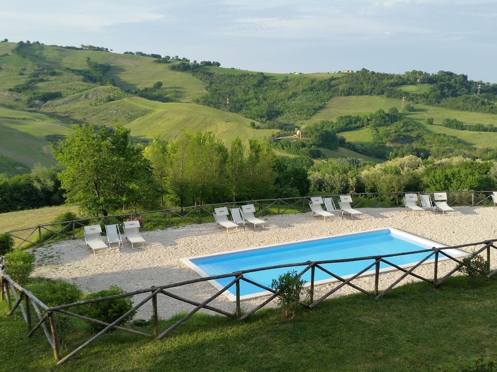 Agriturismo Tre Querce Penna San Giovanni Exteriér fotografie