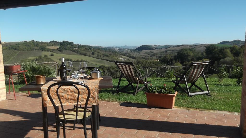Agriturismo Tre Querce Penna San Giovanni Exteriér fotografie